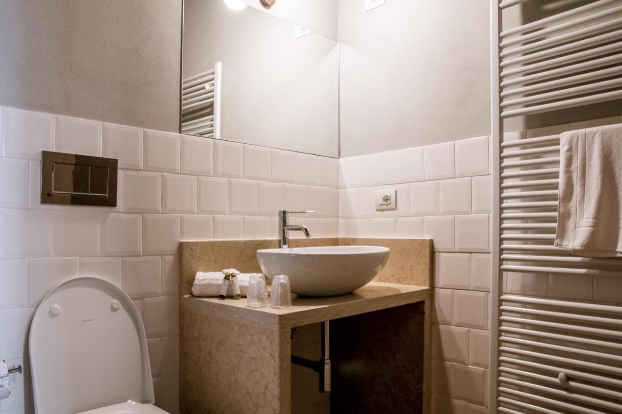 Osteria Luxury Apartments Peschiera del Garda Eksteriør billede
