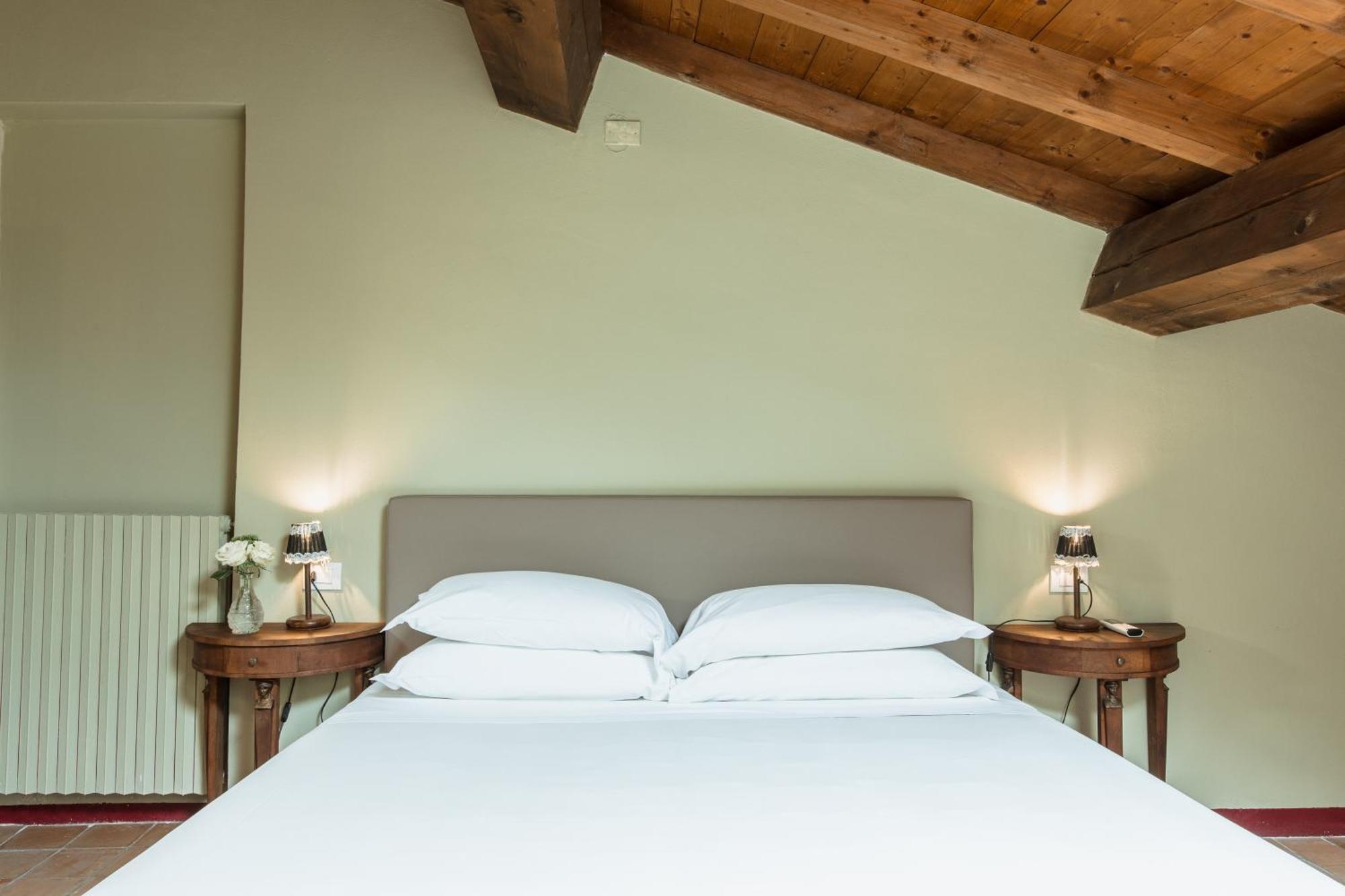 Osteria Luxury Apartments Peschiera del Garda Eksteriør billede