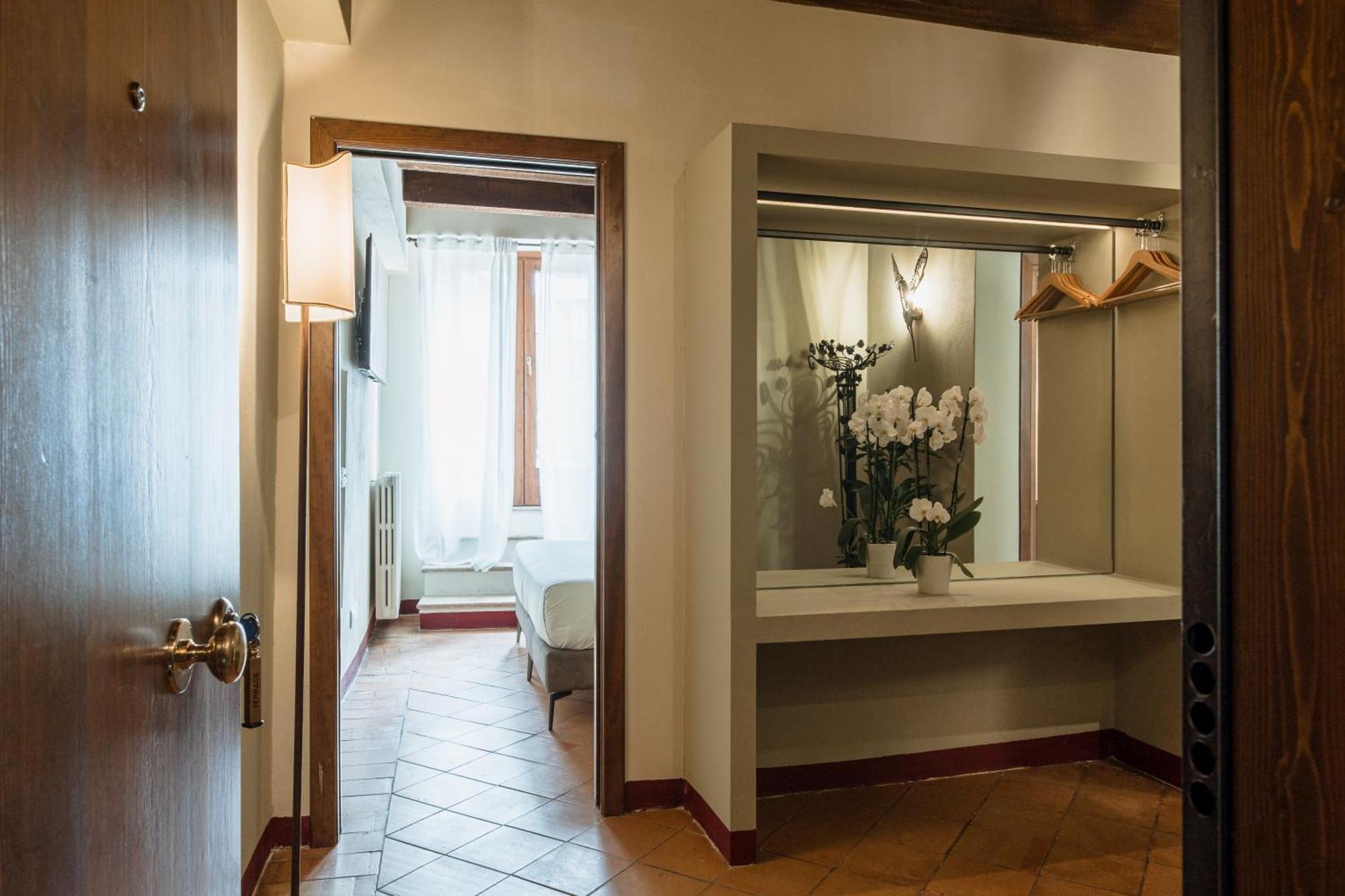 Osteria Luxury Apartments Peschiera del Garda Eksteriør billede
