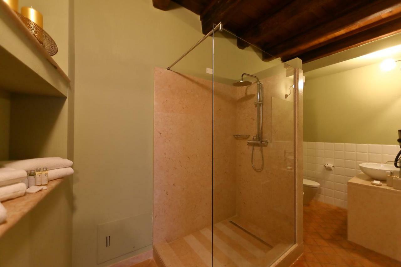 Osteria Luxury Apartments Peschiera del Garda Eksteriør billede