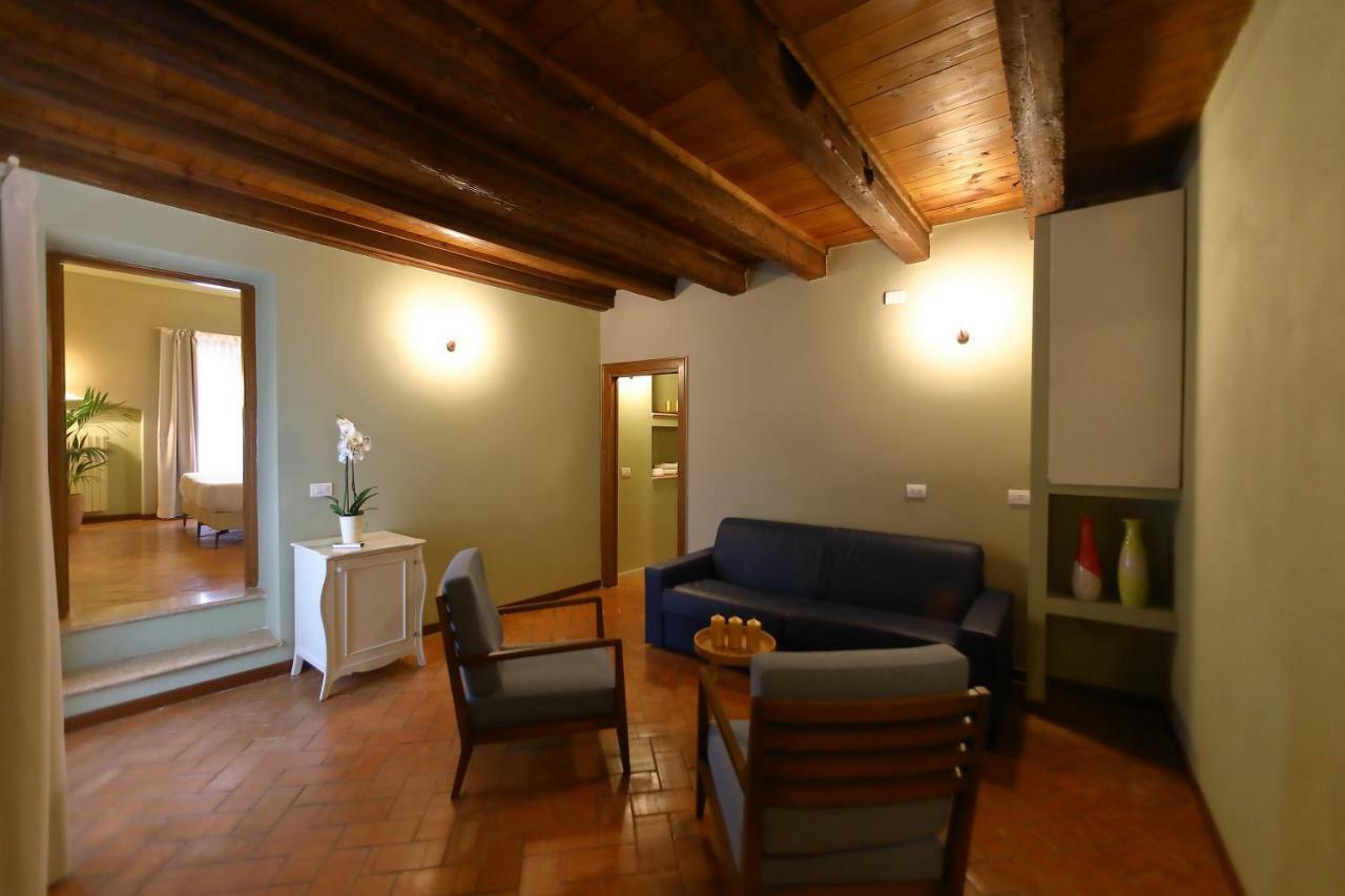Osteria Luxury Apartments Peschiera del Garda Eksteriør billede